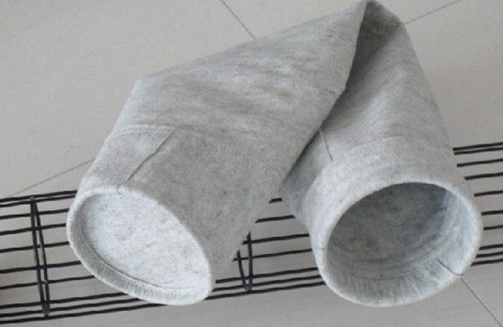 Vải không dệt bằng vải nỉ Polyester Bộ lọc chống tĩnh 550GSM cho thiết bị lọc