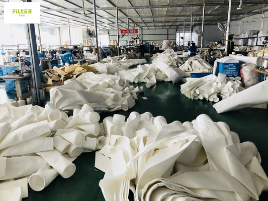 Túi lọc chống tĩnh điện Polyester Màng PTFE 550GSM cho máy hút bụi